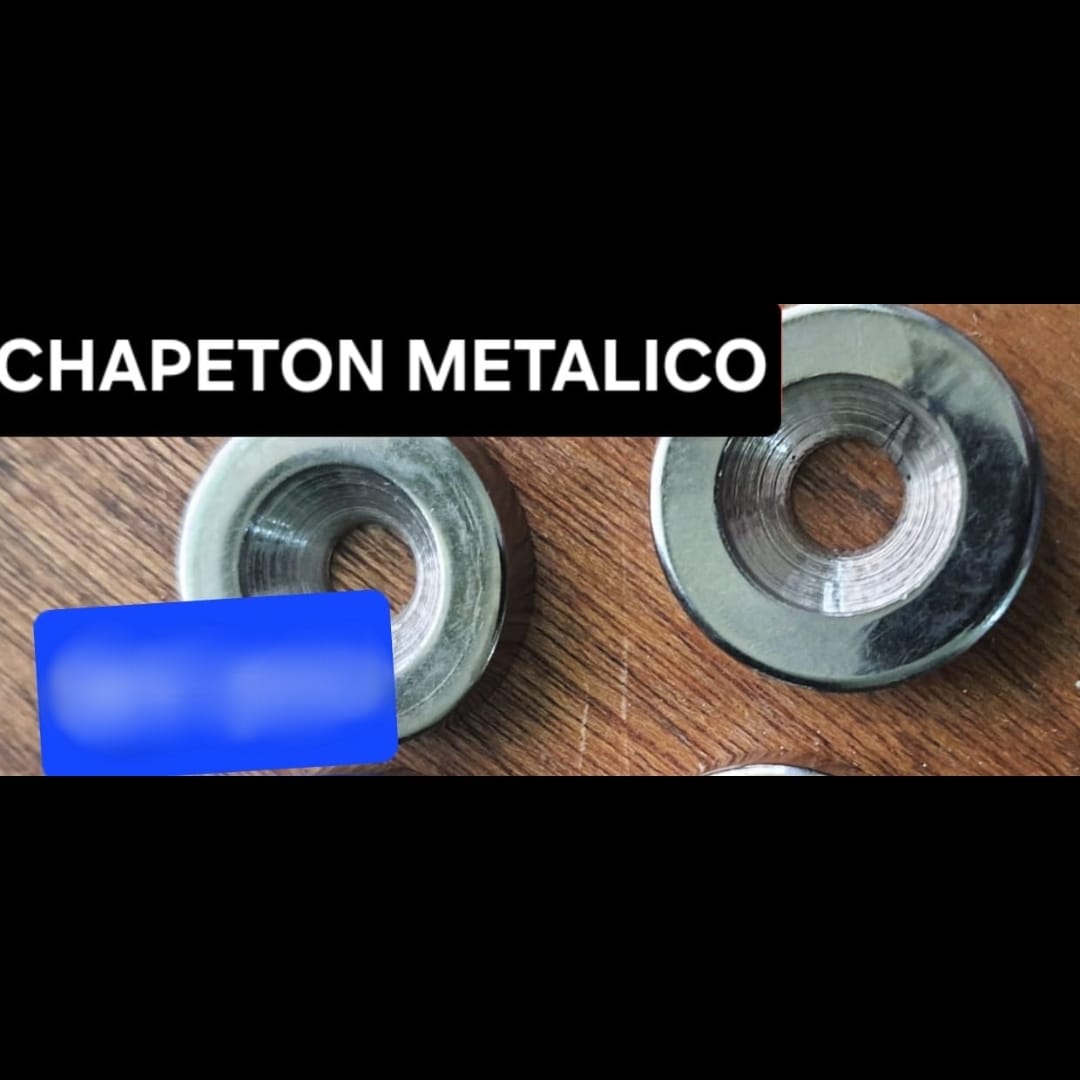 Chapetón metálico